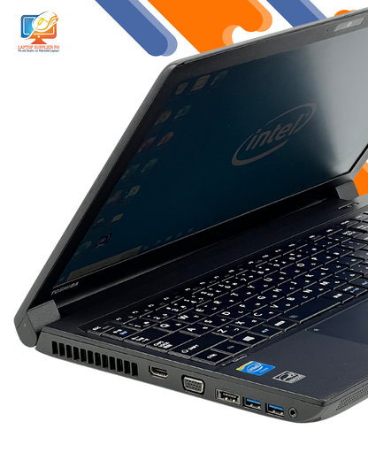 TOSHIBA CELERON 4TH 8/320GB HDD LAPTOP